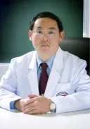 นายแพทย์ วิชัย ชูชีพชื่นกมล